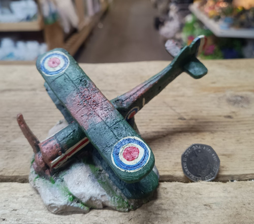 Small crashed plane - small, bi