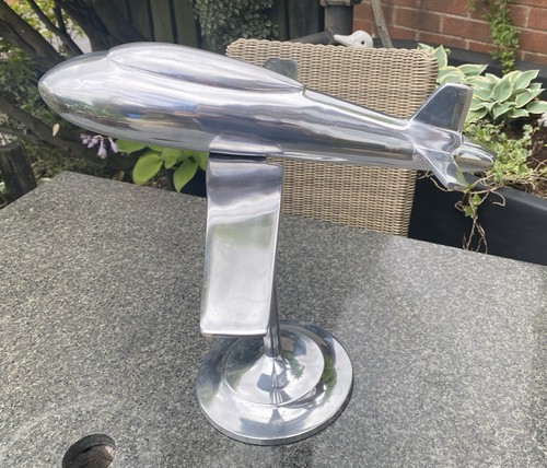 Cast polished aluminium art - polished,